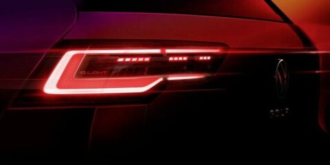 VW GOLF 8 ile Uyumlu R STOP 2021-